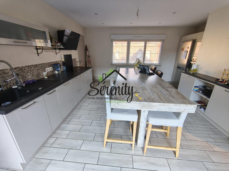 Maison - 151 m² - 5 pièces