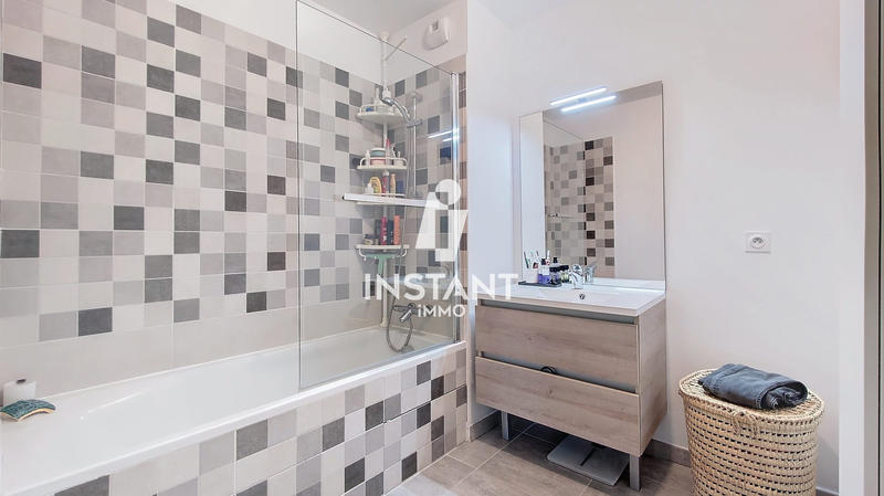 Appartement - 60 m² - 3 pièces