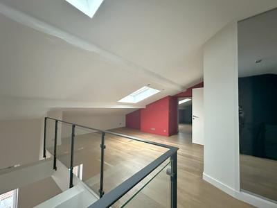 Appartement - 107 m² - 3 pièces