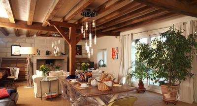 Maison - 250 m² - 9 pièces