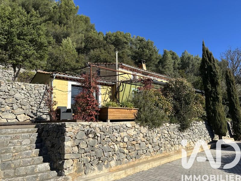 Maison - 102 m² - 4 pièces