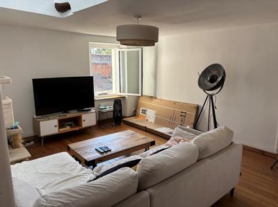 Appartement - 74 m² - 2 pièces