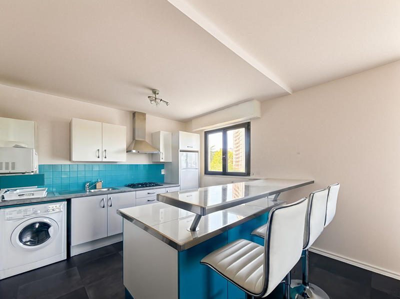 Appartement - 76 m² - 4 pièces