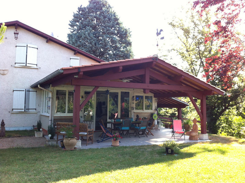 Maison - 260 m² - 9 pièces