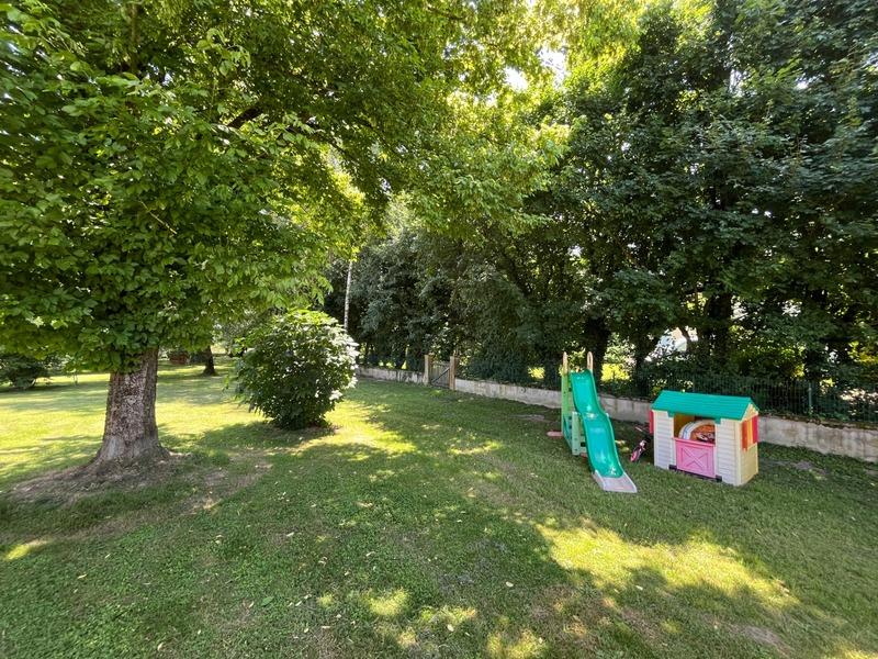 Maison - 178 m² - 7 pièces