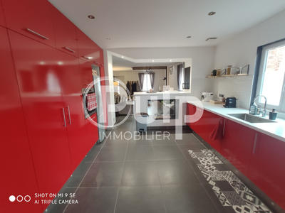 Maison - 98 m² - 3 pièces