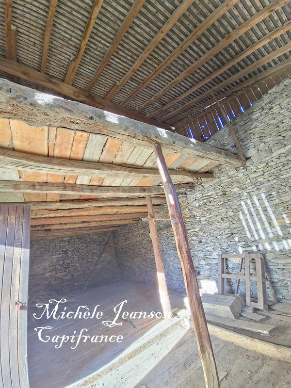 Maison - 346 m² - 6 pièces