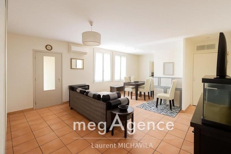 Appartement - 87 m² - 5 pièces