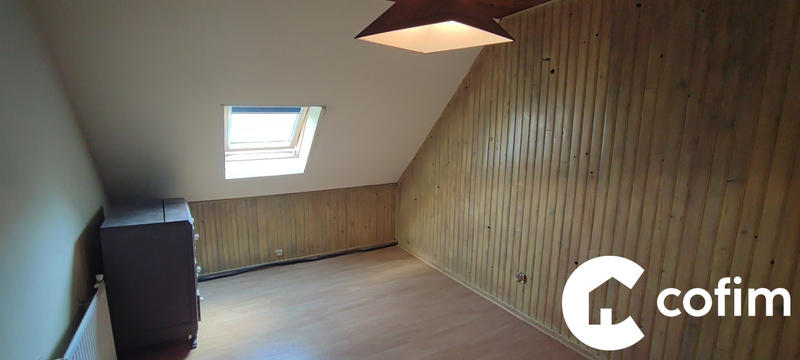 Maison - 196 m² - 8 pièces