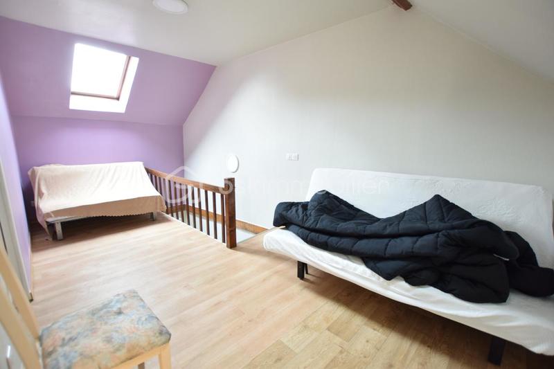 Maison - 210 m² - 8 pièces