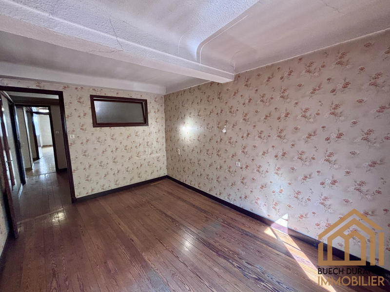 Appartement - 100 m² - 4 pièces