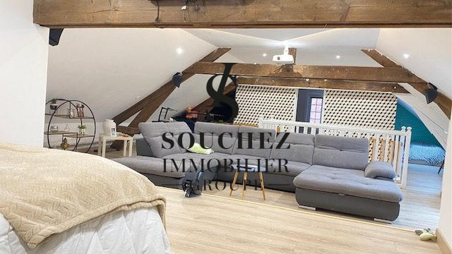 Maison traditionnelle - 145 m² - 7 pièces