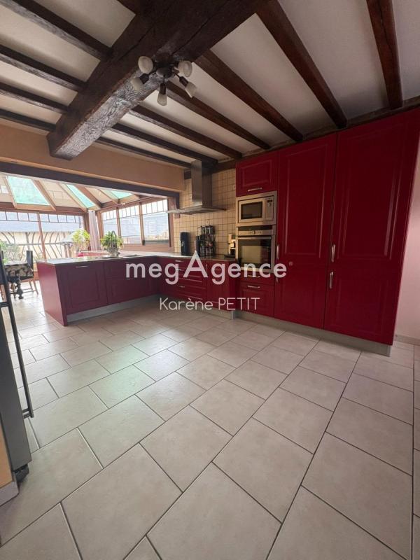 Corps de ferme - 425 m² - 13 pièces