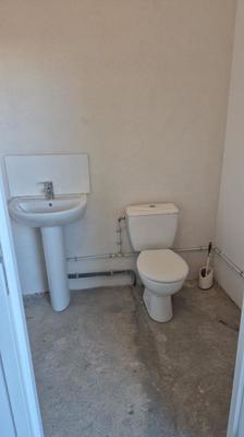 Local commercial - 94 m² - 1 pièce