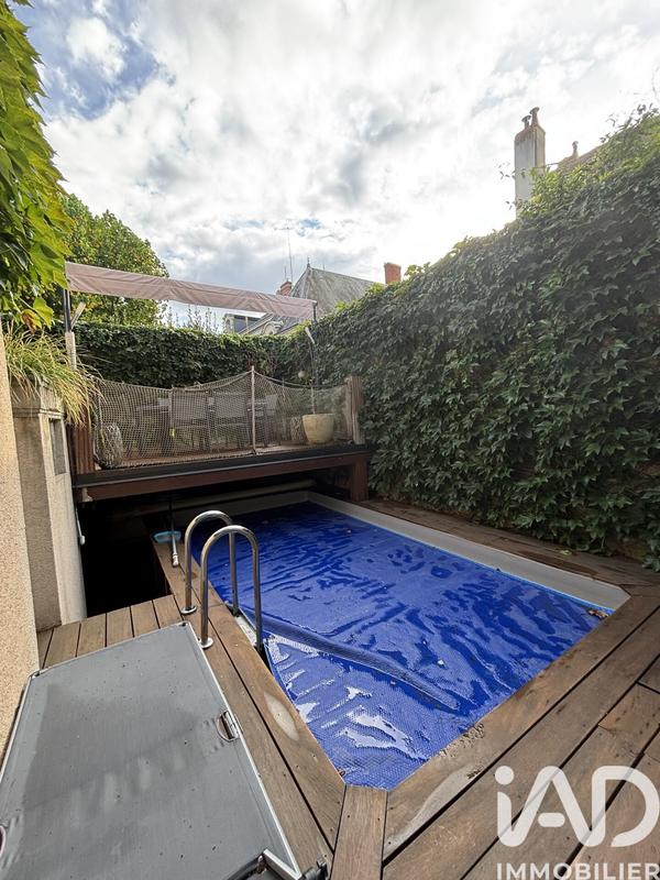 Maison de ville - 225 m² - 7 pièces