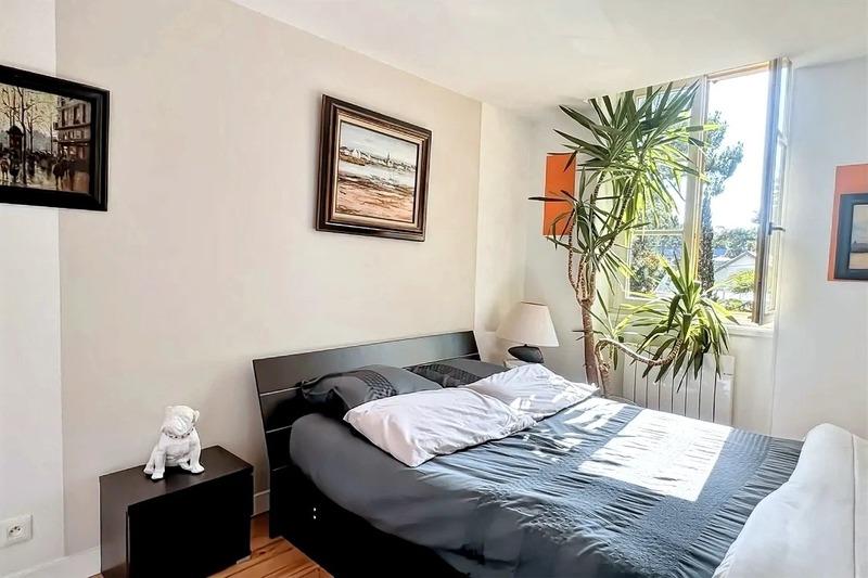 Appartement - 128 m² - 6 pièces