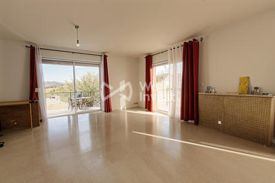 Maison - 190 m² - 7 pièces