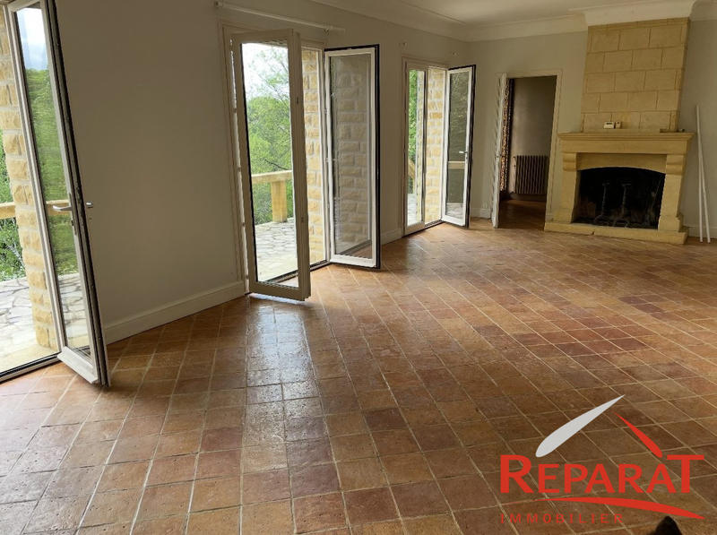 Maison - 175 m² - 6 pièces