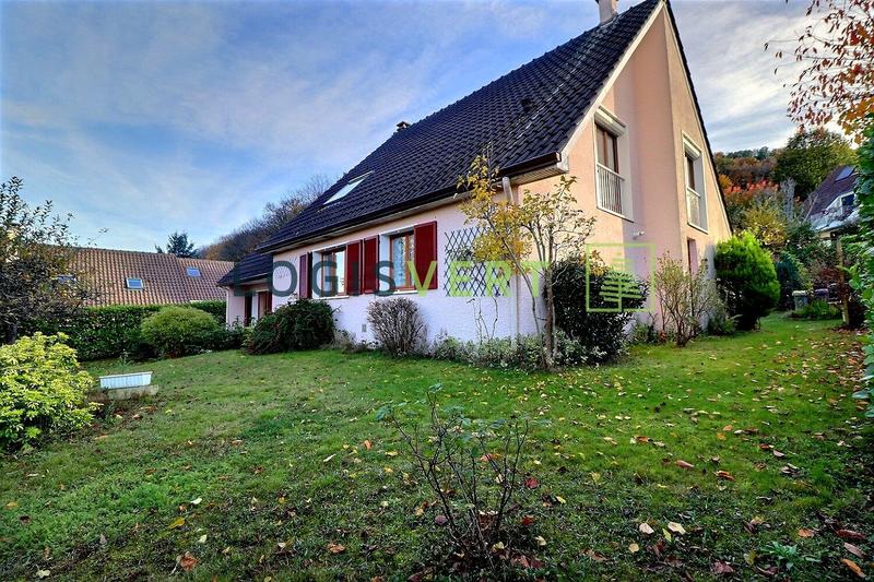 Maison - 167 m² - 8 pièces