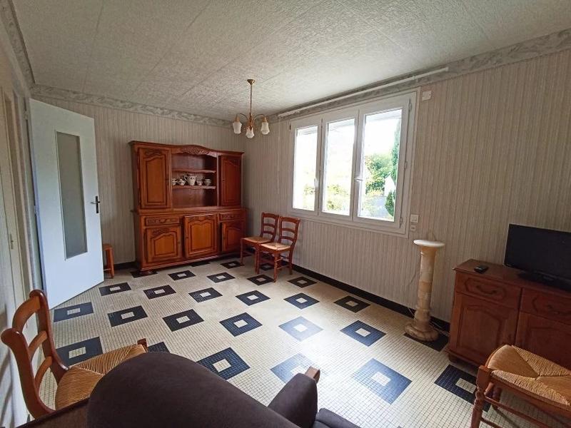 Maison - 93 m² - 5 pièces