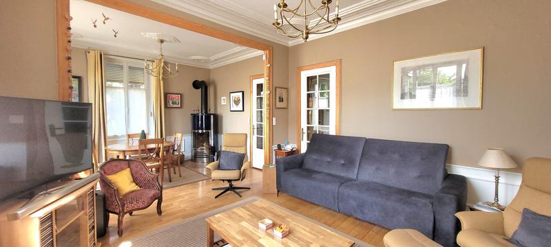 Maison - 160 m² - 8 pièces