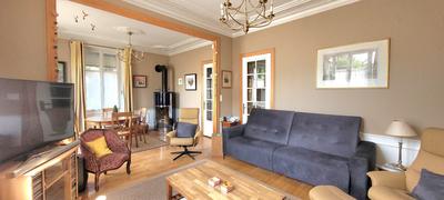 Maison - 160 m² - 8 pièces