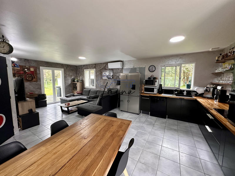 Maison - 104 m² - 6 pièces