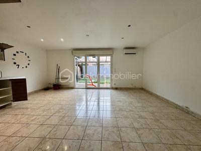 Maison - 103 m² - 6 pièces