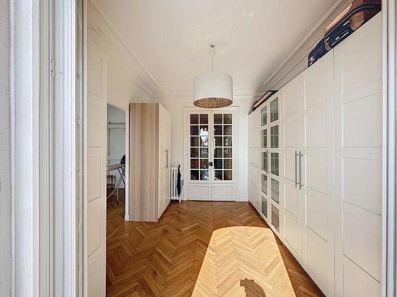 Appartement - 123 m² - 5 pièces