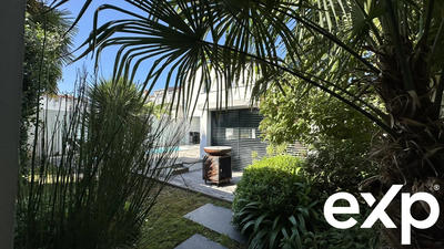 Villa - 180 m² - 5 pièces