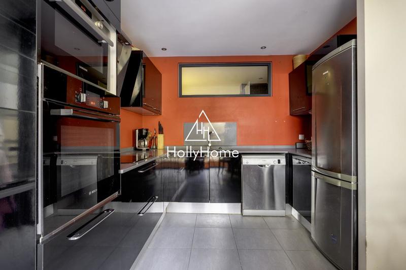 Appartement ancien - 126 m² - 4 pièces