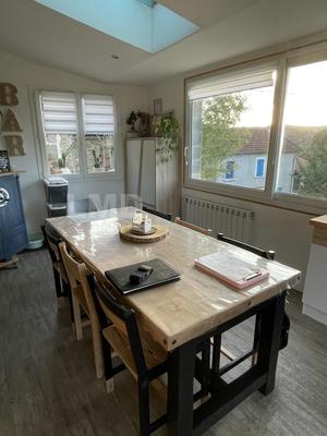 Maison - 169 m² - 7 pièces