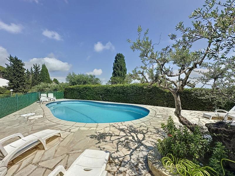 Appartement - 139 m² - 5 pièces