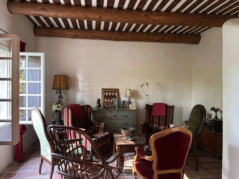 Maison traditionnelle - 195 m² - 6 pièces