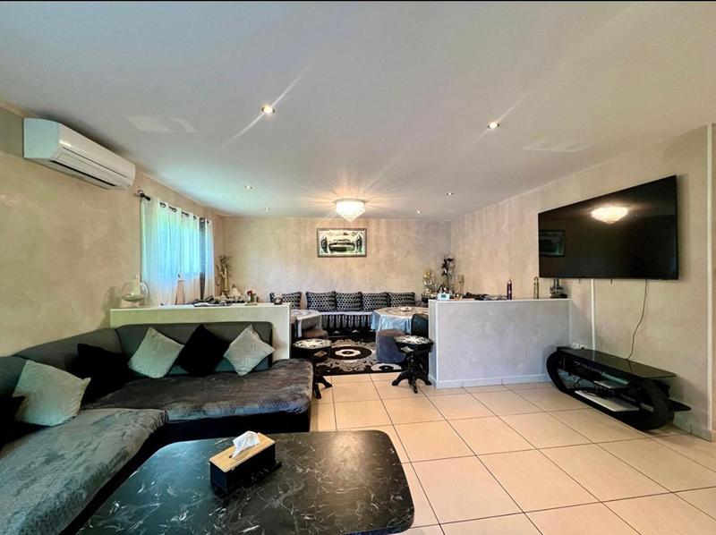 Maison - 140 m² - 4 pièces