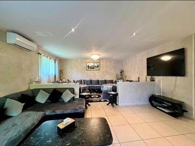 Maison - 140 m² - 4 pièces