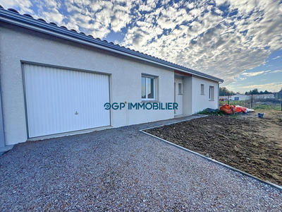 Maison - 95 m² - 4 pièces