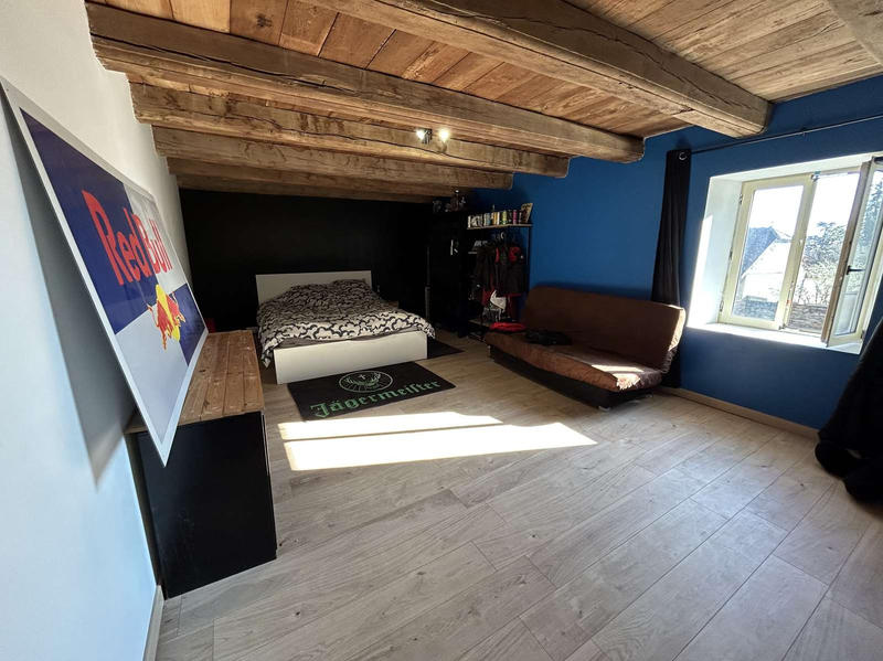 Maison - 220 m² - 10 pièces