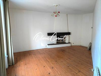 Immeuble - 93 m² - 5 pièces