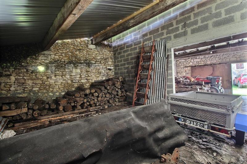 Grange - 130 m² - 4 pièces