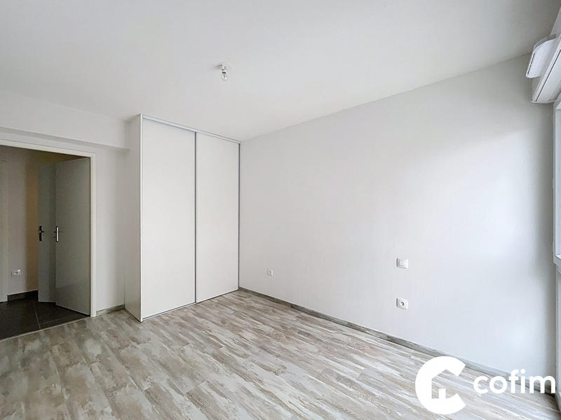 Appartement - 80 m² - 3 pièces