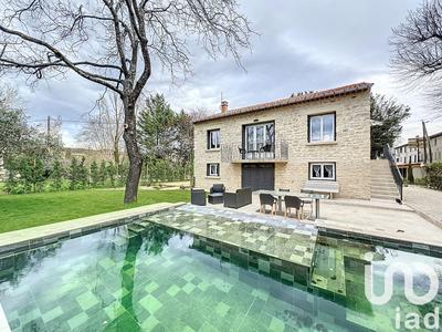 Maison - 121 m² - 5 pièces