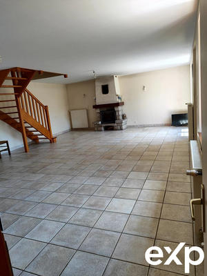 Maison traditionnelle - 104 m² - 4 pièces