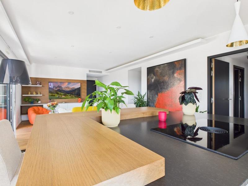 Appartement - 94 m² - 4 pièces