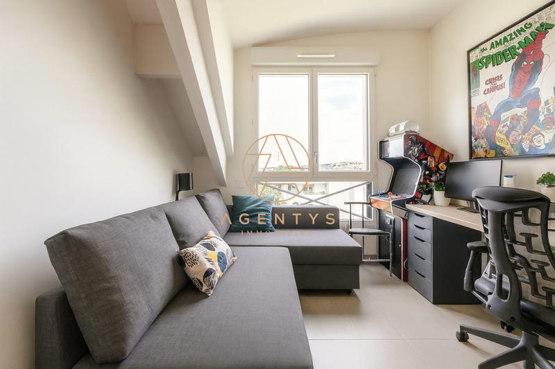 Appartement - 91 m² - 4 pièces