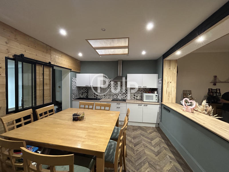 Maison de ville - 135 m² - 7 pièces