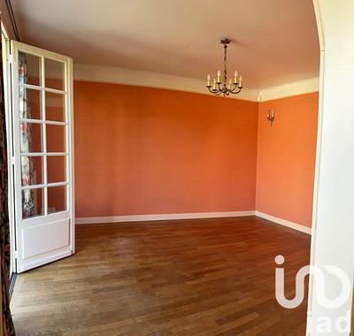 Maison - 94 m² - 5 pièces