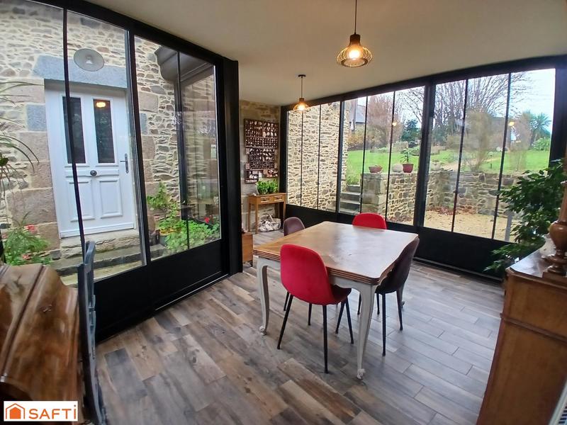 Maison - 149 m² - 8 pièces