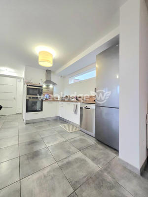 Maison - 94 m² - 4 pièces