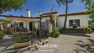 Maison de domaine - 364 m² - 10 pièces